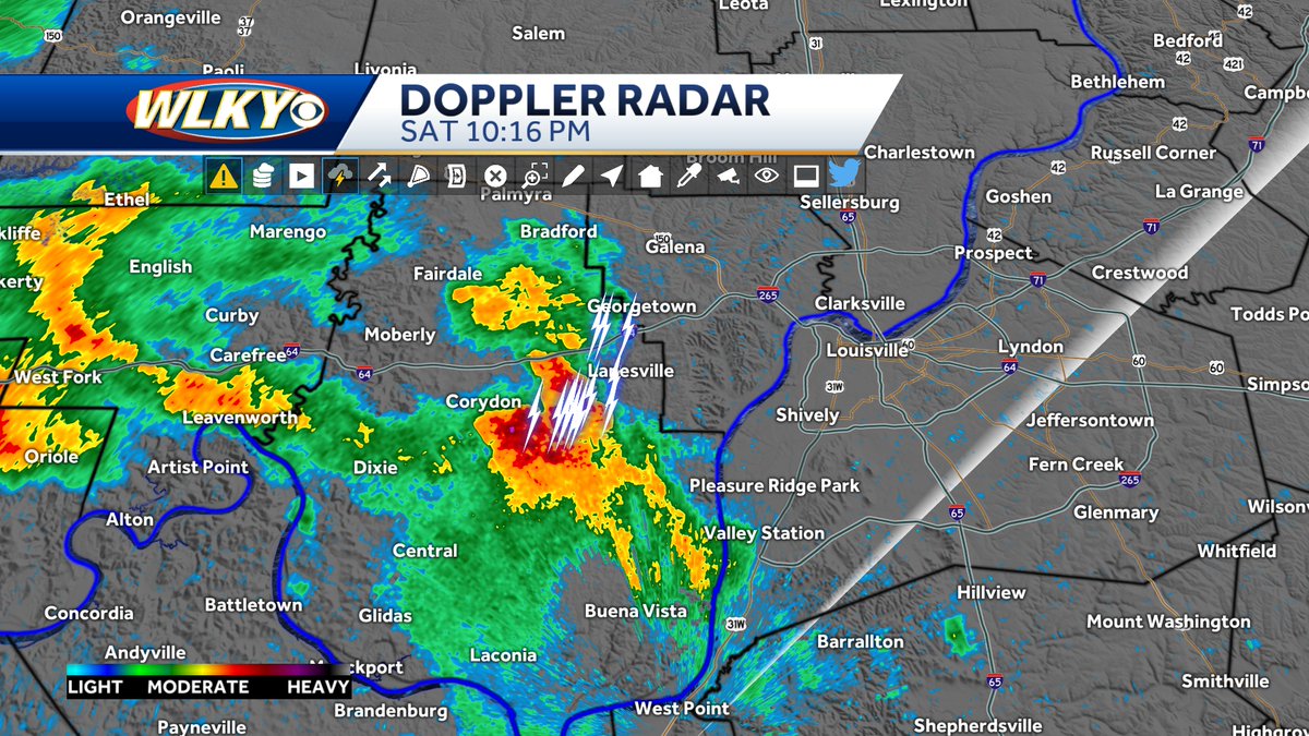 Strong storm in Harrison County heading east toward the metro. Lots of lightning and potentially small hail associated with this one. #wlkyweather @wlky