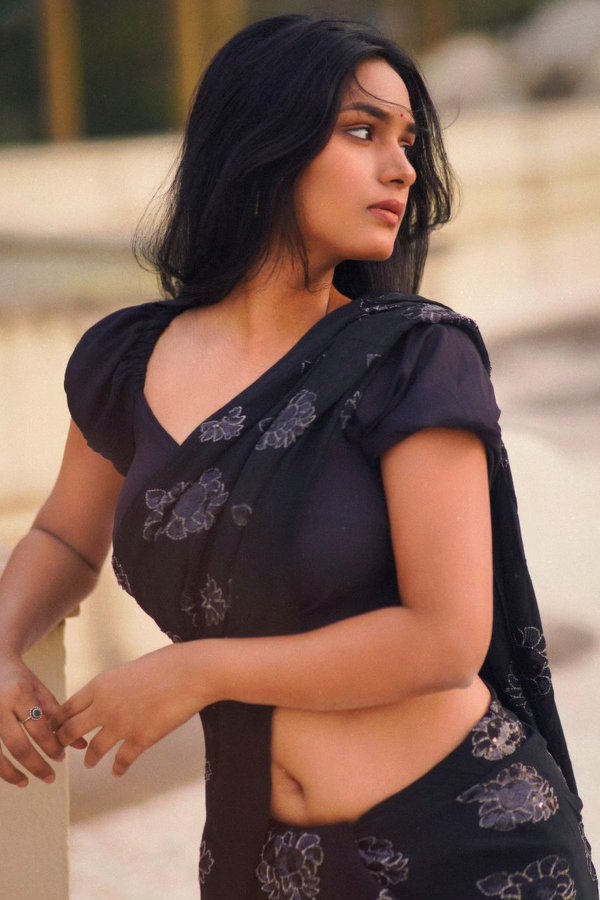 GJA0qyba8AAsXb-?format=jpg&name=900x900