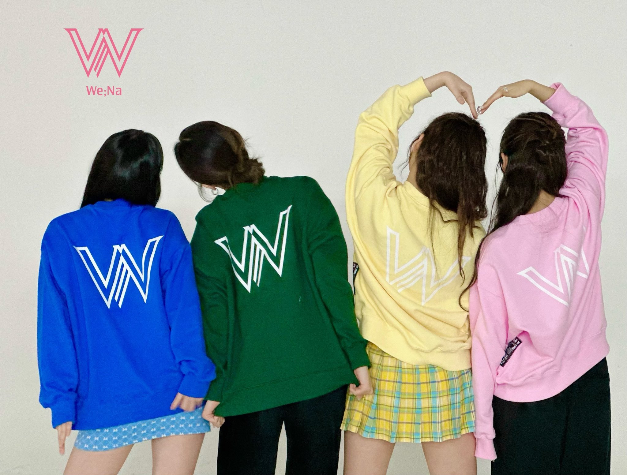 GJA2JD1akAAmKok?format=jpg&name=large