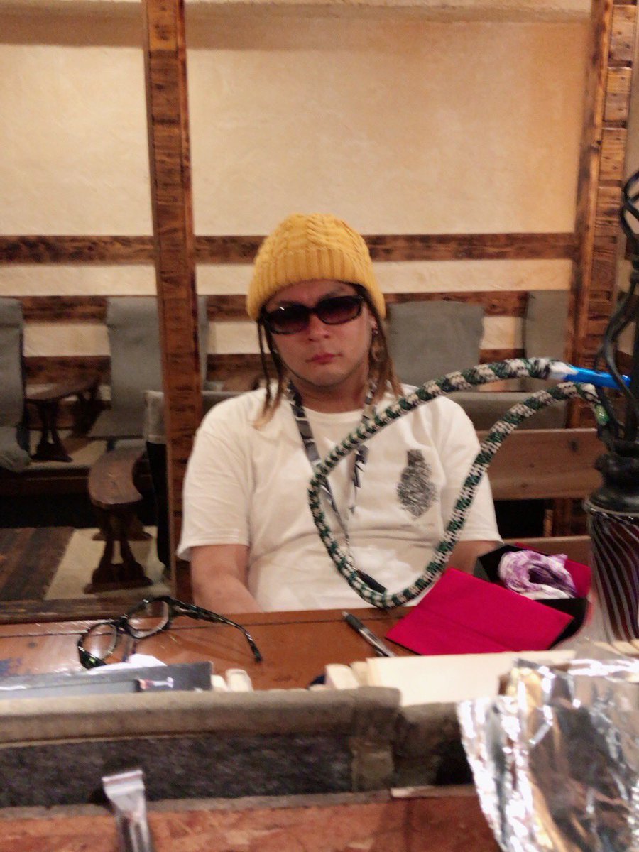 Waterpipe_RAS's tweet photo. 🚨緊急告知🚨

〜難波店店長、辞めるってよ〜

4月から新天地へ飛び立つ
原田さんのシーシャが吸えるのは
➡️今週23.24日‼️⬅️
この日を逃すともう吸えないかも😭
休日なのでDM、電話での
ご予約もお待ちしております📞☎️

原田さん意外と寂しがり屋なので
たーーーーくさんお待ちしております🙇🎶 https://t.co/cuGlbwsnCH