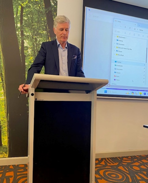 Today we brought stakeholders together to discuss ways of partnering and collaborating to address and overcome workforce development challenges to build the clinical education and placement capacity we need to grow our #healthworkforce. 
#auspol #universities