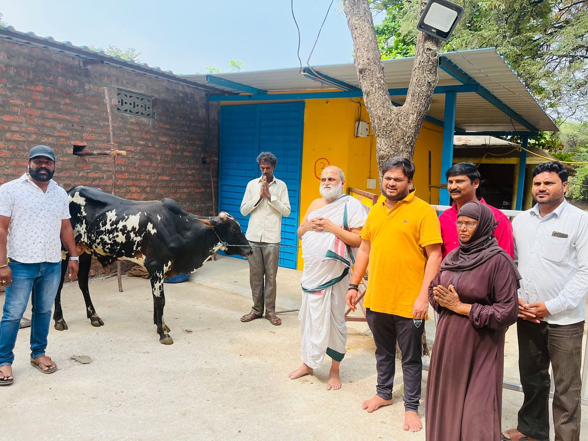 The famous 'Visa' Balaji temple at Chilkuru near Hyderabad has donated a bull to a Muslim farmer Mohd Ghouse's family was in distress following the death of their ox due to electrocution