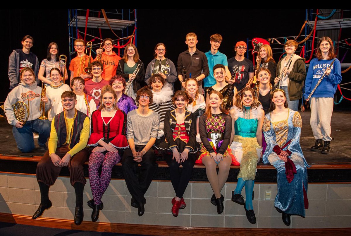 byronhsad's tweet photo. The cast of the spring musical did a fantastic job this past weekend!  #ByronTigers #TigerPride https://t.co/hOV4ozAuVo