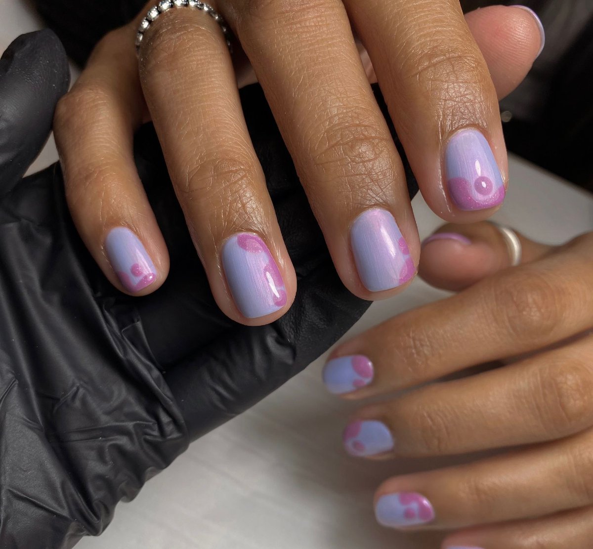 New in shades "Chic-A-Delic" and "Ro-Mani-Cize" by CND 💜

From the new in collection "Across The Maniverse", a colour palette perfect for Spring combining Spring pastels with a subtle pearly shimmer. 

Nails by @alicepaintsnails

Shop now on Nail Polish Direct 💜 #npd #npdirect