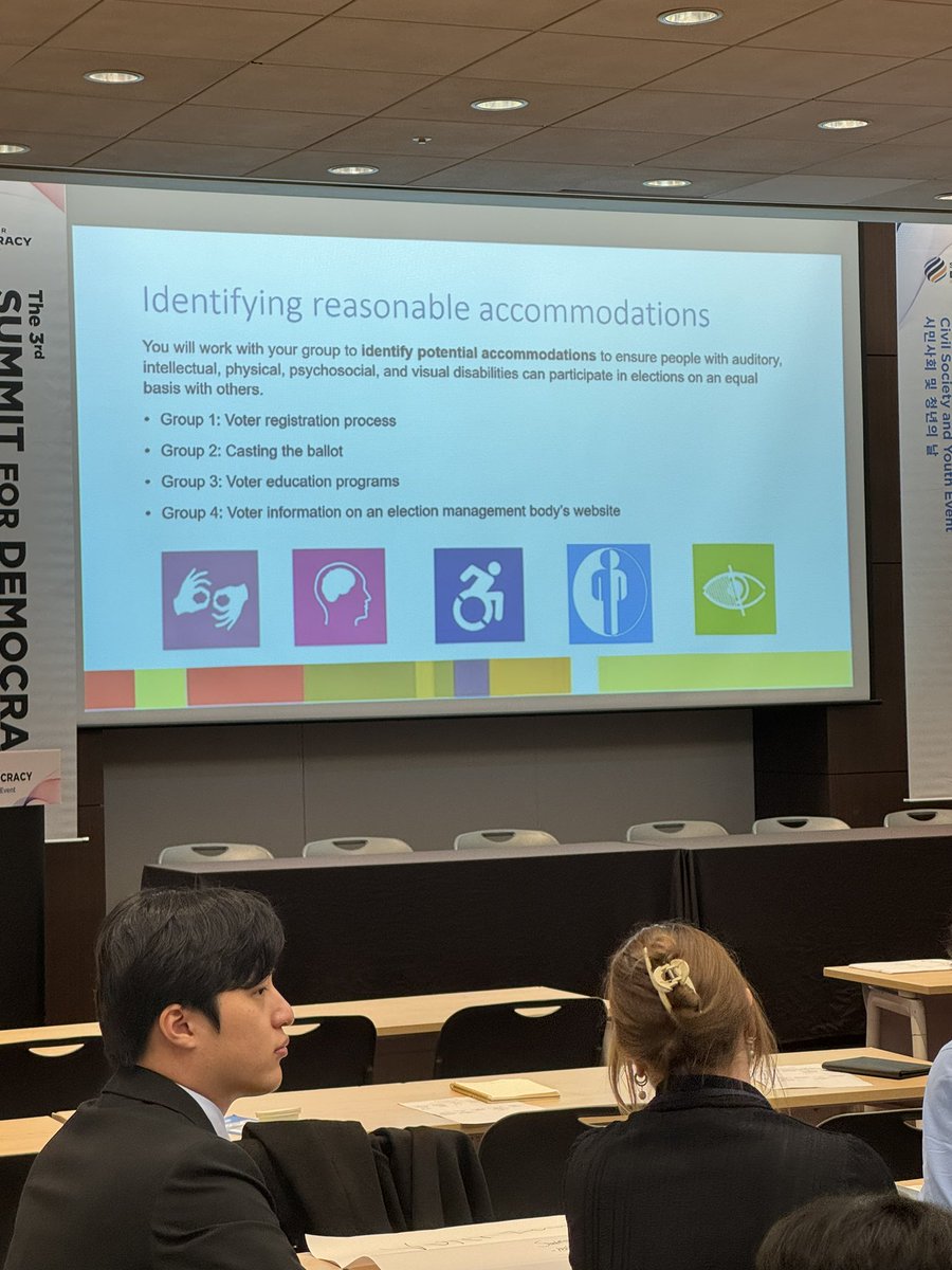 The work of the Disability Rights Cohort of the #SummitForDemocracy has been impressive since it started two years ago. Wonderful to see their session today at #S4D3, co-led by the wonderful folks from <a href="/AusElectoralCom/">AEC ✏️</a> and <a href="/IFESDisability/">IFES Disability</a>. Democracy is for everyone!