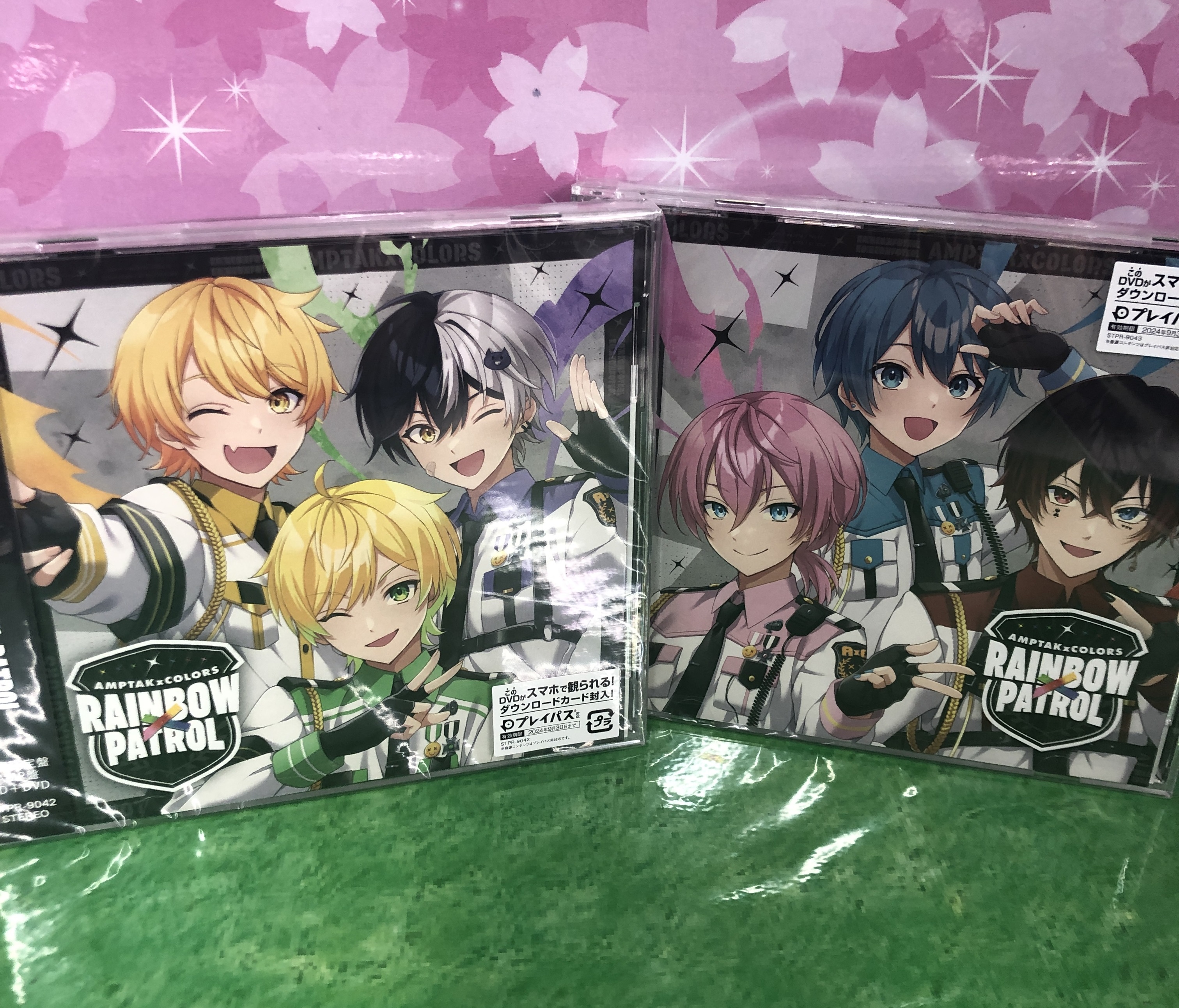 AMPTAK×COLORS RAINBOW×PATROL 直筆サイン入りポスター AMPTAKxCOLORS、1stシングル「RAINBOWxPATROL」のリリースが決定
