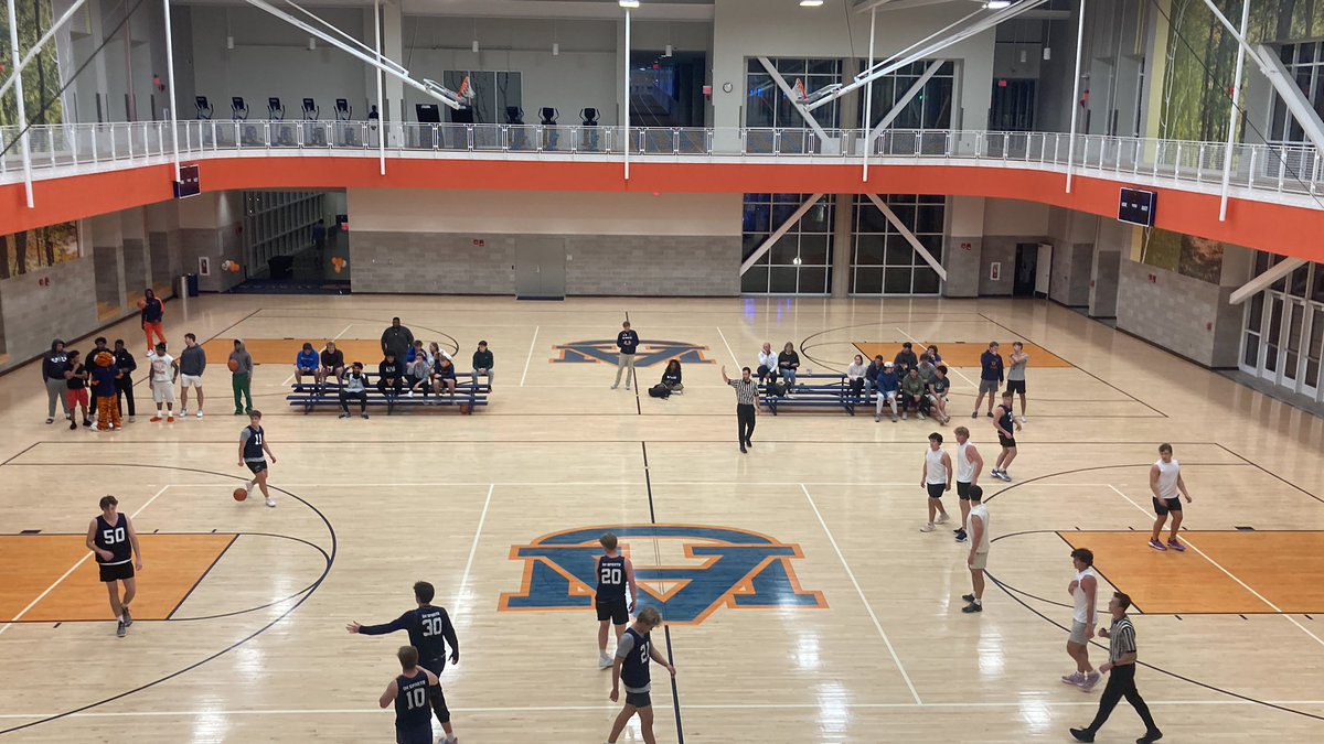 ethanmill16's tweet photo. March Madness? Not quite yet. We’ve still got one more IM Champ Night game coming your way!

Catch Auburn’s own Payton Thorne and Jarquez Hunter as they try to secure the much sought after intramural champion shirt.

Catch the action right here:

https://t.co/24Ih3mjyM6 https://t.co/XY1j732Hor