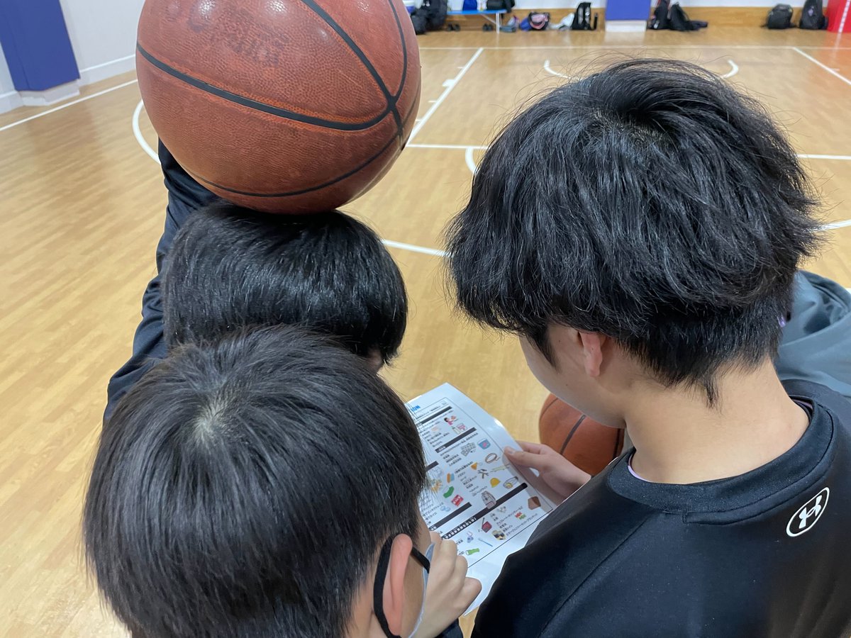 firebonds's tweet photo. ◤ #BリーグHope #そなえてバスケ by #日本郵便 ◢
そなえてバスケ杯開催中🏆✨
#6thweek は、U9〜U15を中心にクラブ防災アクション #ディフェンスアクション を29回実施しました🏀
#ヤフー防災模試 は24日まで‼️
皆さん、チャレンジしてみてくださいね🤳🏻
https://t.co/6VmOKJLew5
#firebonds https://t.co/RMCxNUYFgz