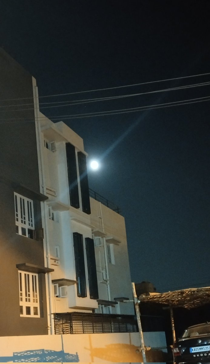 Let's create a thread of photo's of moon taken by you...