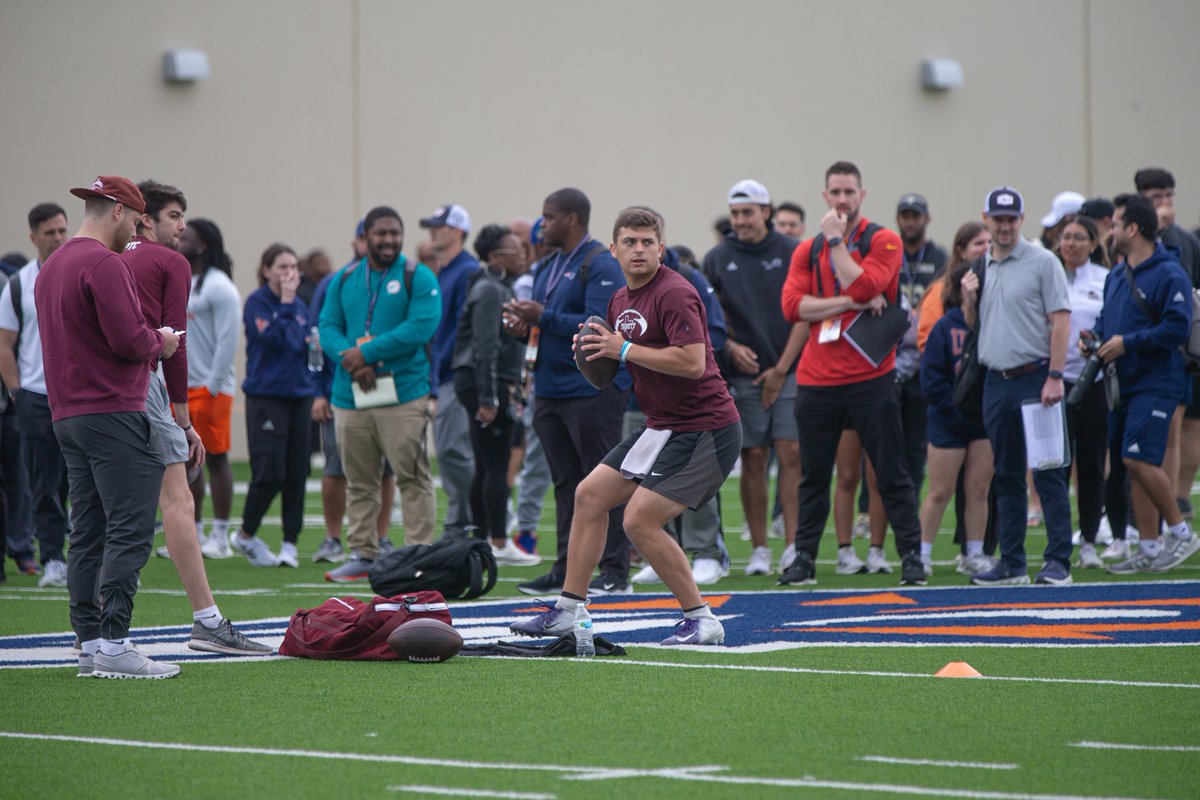 Pro Day 📸 #BeTheStandard