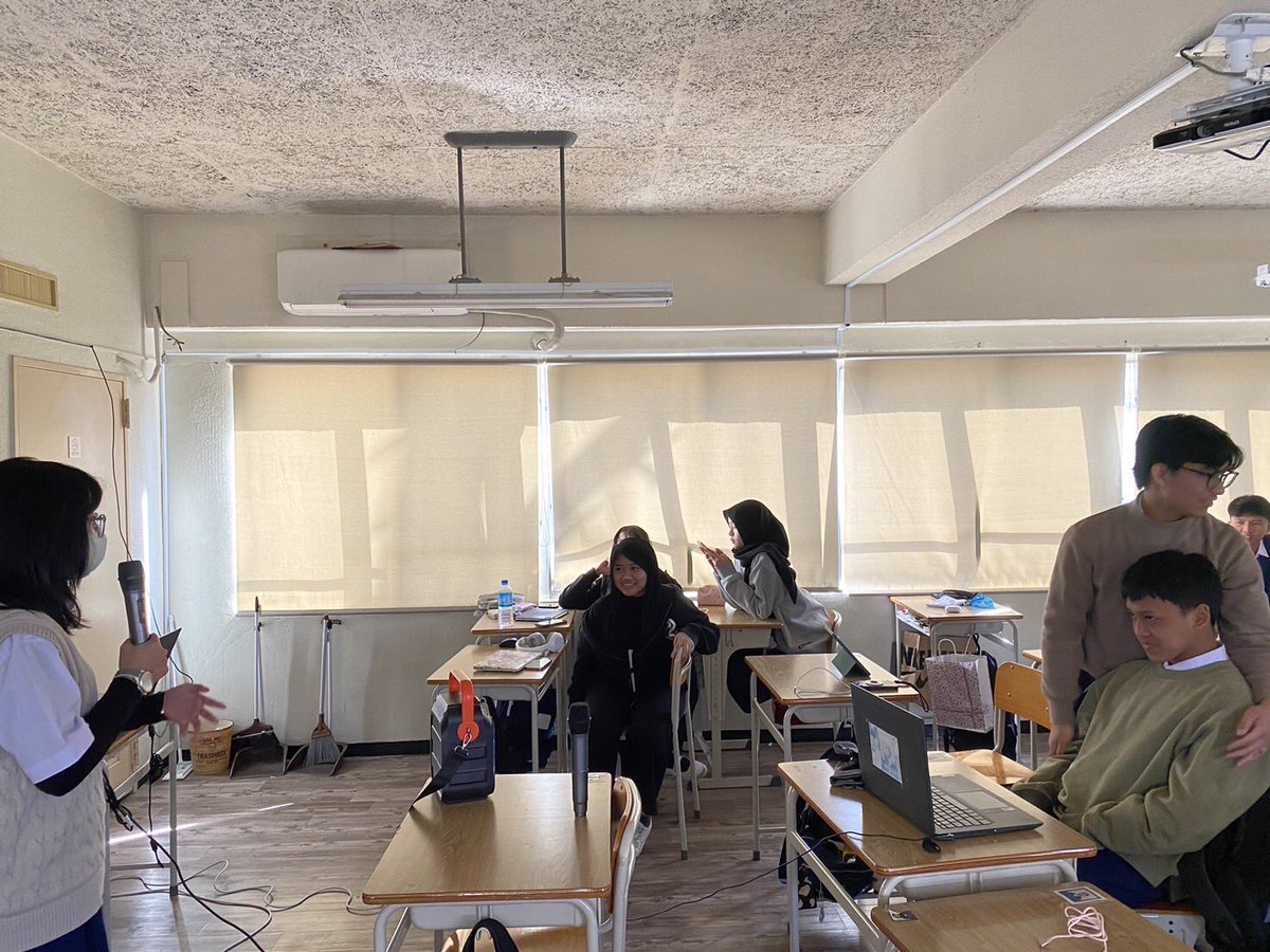 silntokyo's tweet photo. ‘24/3/18~22

Program IDN Mengajar / IDNによるIT教育 https://t.co/ii6n0SIu6w