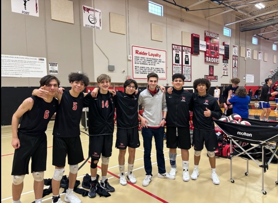 Start the season off with an opportunity playing against club Coach Leo of Marmion. Good Luck to Coach and Marmion the rest of the way this season! @SPVBinc #RaidersVolleyball