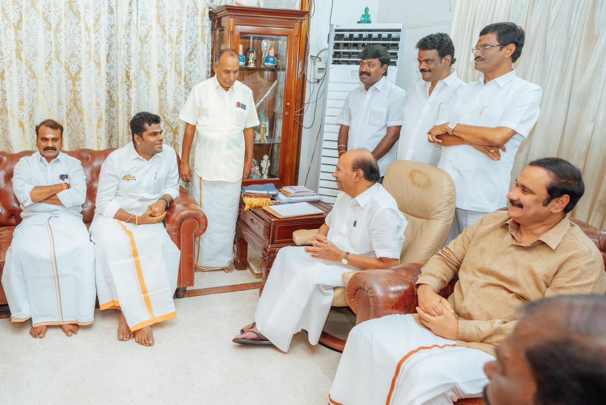 DrPreethiBJP's tweet photo. தேசிய ஜனநாயக கூட்டணியில் இணைந்தது பாட்டாளி மக்கள் கட்சி 🥭#NDA @BJP4TamilNadu @bjpcbenagar @annamalai_k @Murugan_MoS https://t.co/OW8yPG8ry7