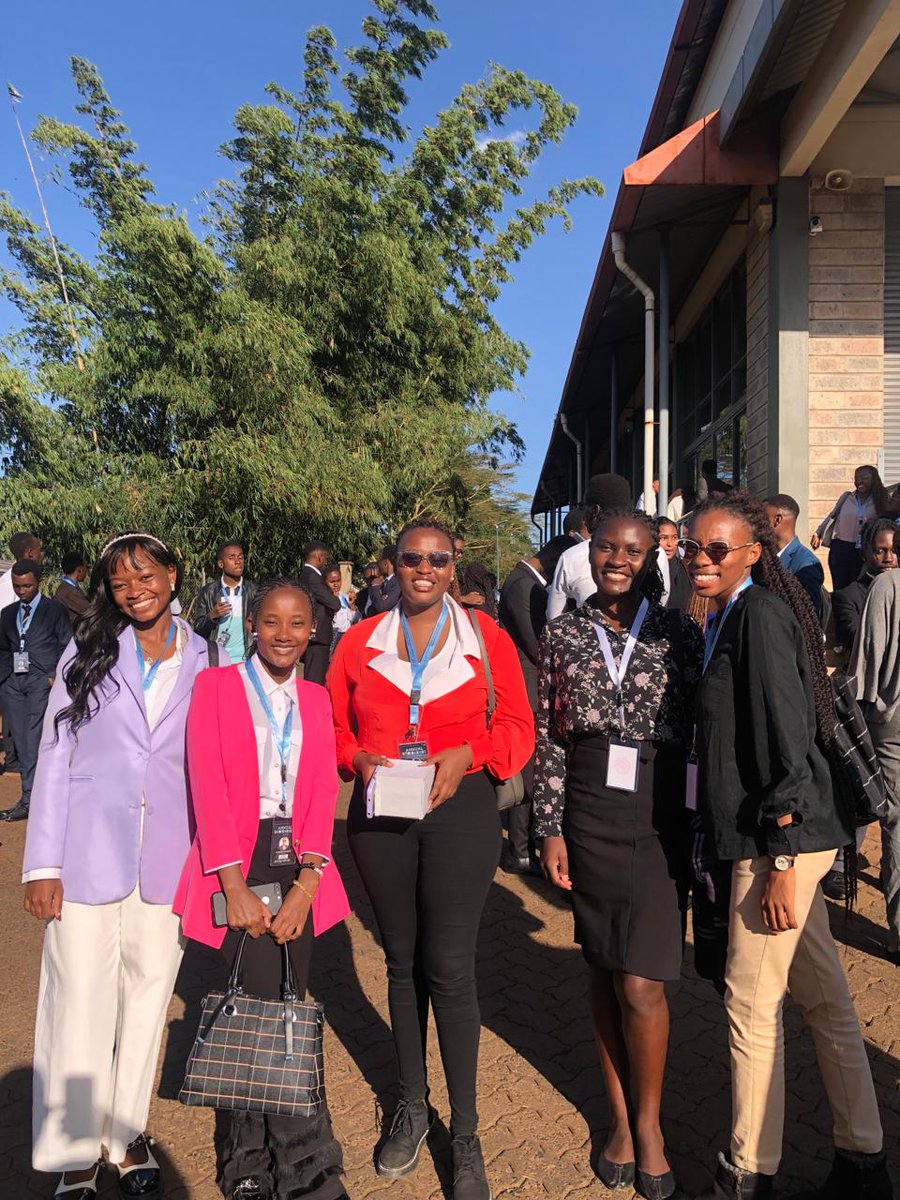 kmun_mmuchapter's tweet photo. Gooood morniiiiingggg people, Yesterday at the United Nations offices in Nairobi, Gigiri, we were delighted to begin our conference experience. Our delegates have began their session with a bang, so watch out for us 😉. https://t.co/Guj8mIqasr