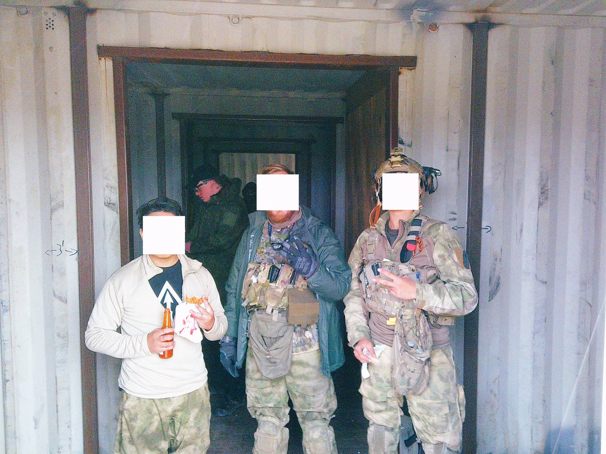 migrainzxxl's tweet image. 40hrs of straight edging at salsk with the homies, opps got absolutely rolled