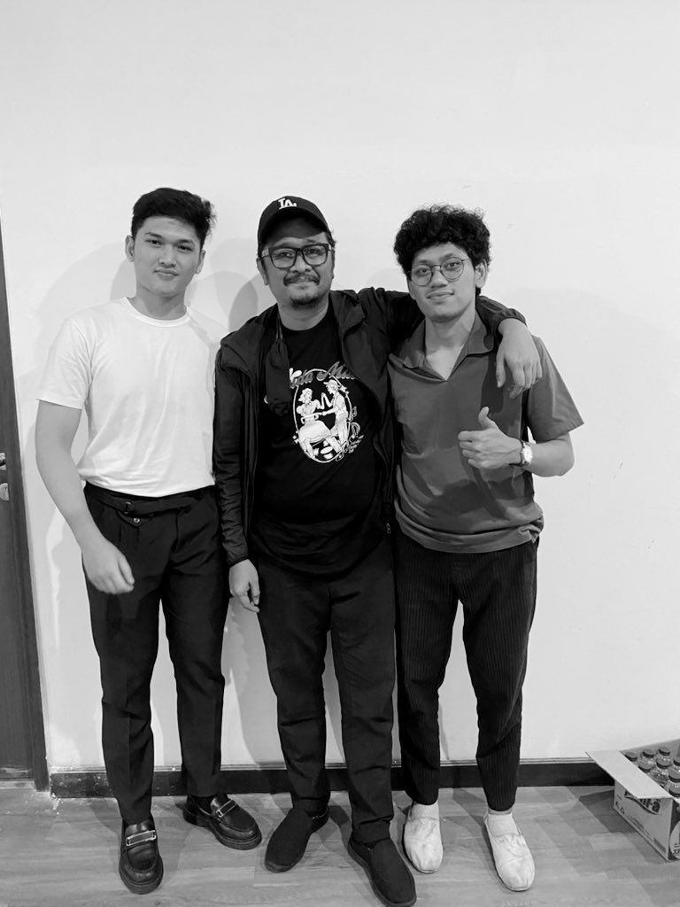 Erratic Moody tweet media