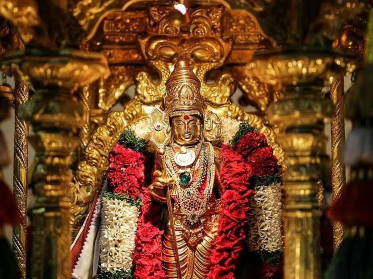 A short Tiruppugazh on the Kartikeya at Kodumudi, where Lord Shiva presides as Makuteshwara. 
'இருவினைப் பிறவிக்/ Iruvinai piravi'