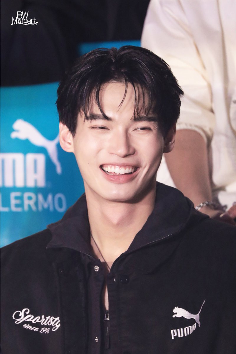 Bright smile😆😆😆😆

WIN PUMA AMBASSADOR
#PUMAPalermoXWin 
#winmetawin @winmetawin