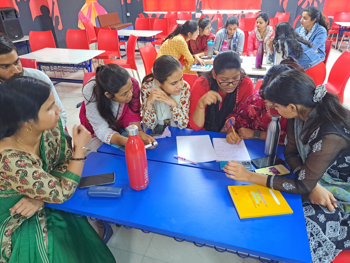 jaipuria_ftp's tweet photo. Unlocking the power of inquiry! 📷 Our educators delved into the 'Art of Questioning' at a dynamic Trainer to Trainer (T2T) session held at Seth M R Jaipuria School Fatehpur campus. Empowering minds, sparking curiosity, and enhancing learning strategies.
#T2T #ArtOfQuestioning https://t.co/uIR0e27KsM