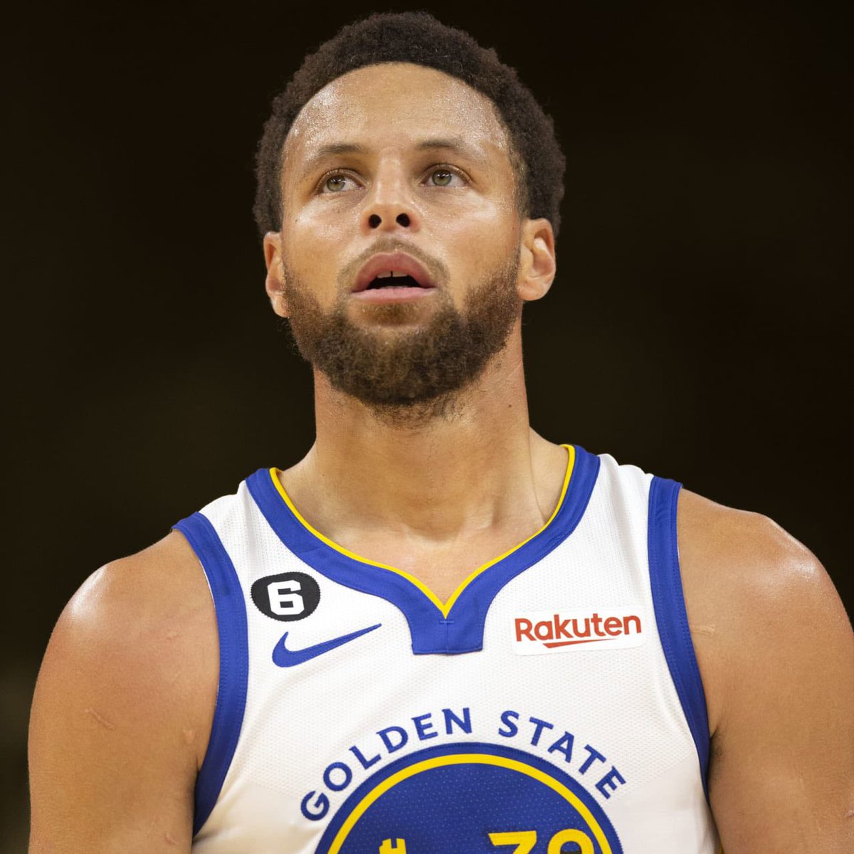 KnicksMuse's tweet photo. Steph Curry vs Deuce McBride tonight:

Curry
27 PTS • 8/20 FG • 4/13 3P • -9

McBride
29 PTS • 9/13 FG • 6/9 3P • +3

Deuce McBride just outplayed Steph Curry on national television. https://t.co/mF3IRSZh5M