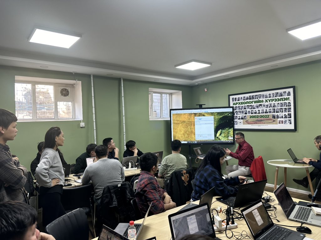 MAPSS_Project's tweet image. MAPSS 2nd annual workshop in Ulaanbaatar, sharing #digitalarchaeology and #culturalheritagepreservation methods with our wonderful partners at the Mongolian Institute of Archaeology and National Center for Cultural Heritage.