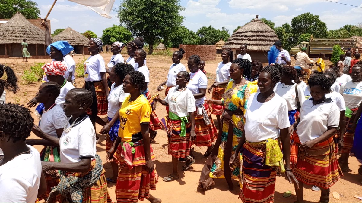 Kitgum celebrated the belated National Women’s day in Lalano sub-county. I had an opportunity to share with them strategies on wealth creation through commercial agriculture and small scale businesses. I thank all the leaders who attended this event. ⁦@KitgumOnline⁩