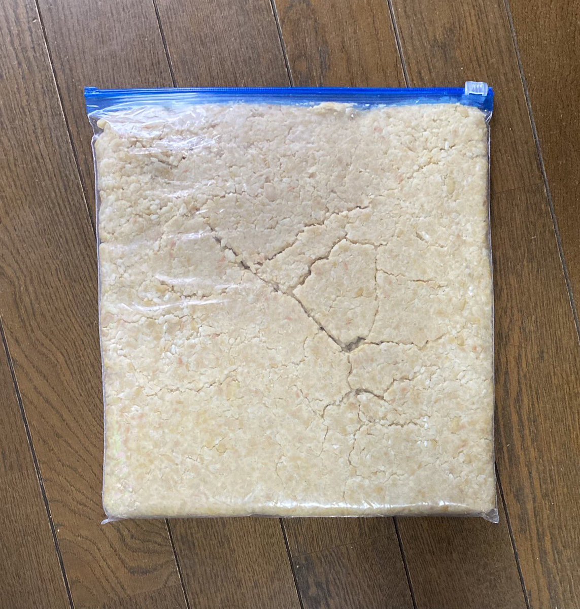 3/17のけめカフェは味噌作り！
みんなで一生懸命大豆を潰して仕込みました。出来上がりが楽しみ✨
#多世代交流食堂
#けめカフェ
#品川区