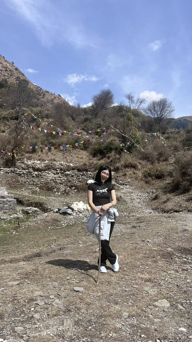 ___itsu_24's tweet photo. Sometimes it’s more about the journey than the destination._____Jamal Crawford 

#triundtrek #dharamshala #Mountain #peace #friends #love #lovenature #sunset #photograghy 
#happy #enjoying #views https://t.co/1kPWh1hNju