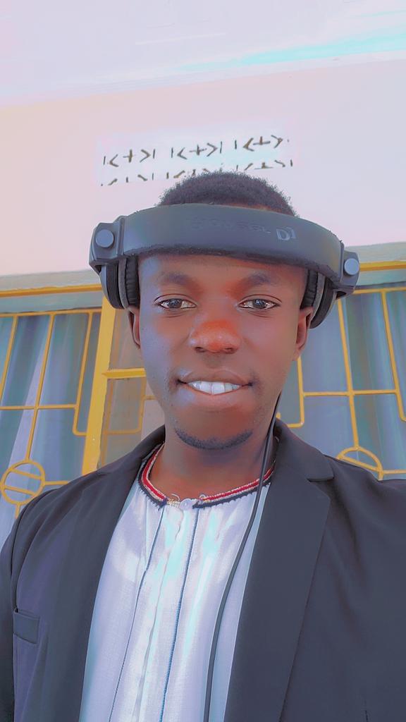 Your party dj is here 
#gagaevents for good sound and lighting contact us on +256786999360