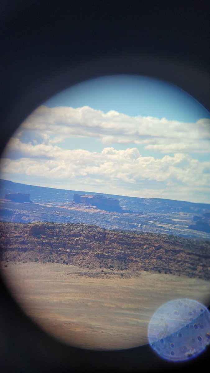 Arches NP thru binoculars. From today's trip with @felixyote