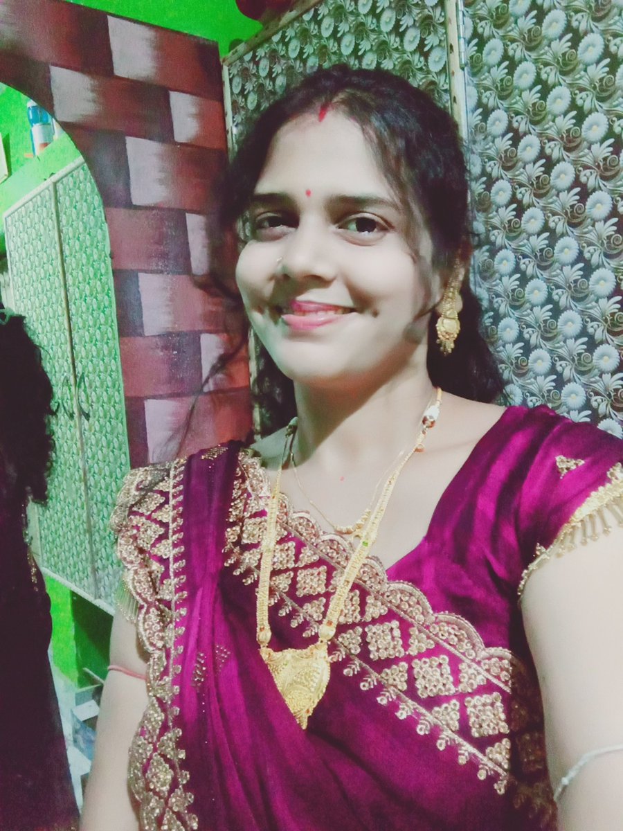 LipiSah42322681's tweet photo. ଯେଉଁମାନେ ଗଢିବା ଶିଖିଛନ୍ତି ସେମାନେ ନିଜେ କେବେ ଭାଙ୍ଗି ପଡନ୍ତି ନାହିଁ,କାରଣ ସେମାନେ ସବୁ ସମସ୍ୟା କୁ ସାମ୍ନା କରି କରି କିଛି ନା କିଛି ଶିଖି ଆଗକୁ ବଢି ଚାଲିଥାନ୍ତି ।
#HappyEnding 
#Selfylover
#Loveyourself 
#goodmorning 🌹🌹🌹 https://t.co/jaro2gnr1T