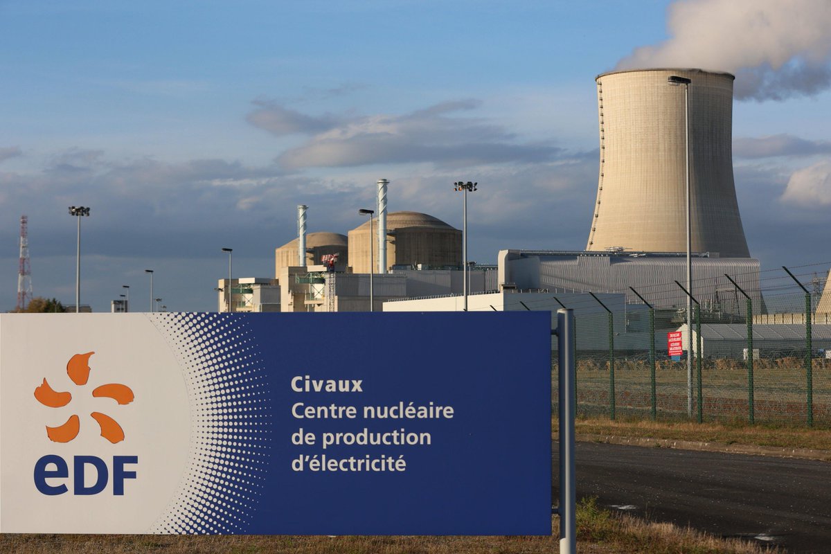 [ 🇫🇷 FRANCE ]

🔸 EDF annonce avoir été saisi par l’Etat pour produire du tritium à partir des 2 réacteurs de la centrale nucléaire de Civaux. Ce gaz rare indispensable aux armes de la dissuasion sera destiné au ministère des Armées.