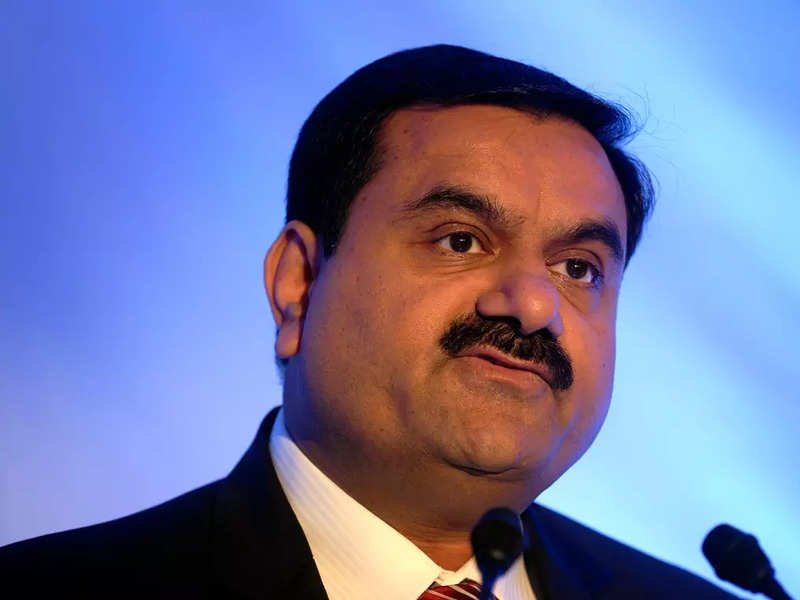 Falling Adani Group stocks keep MFs away. Will Sandeep Tandon’s contra bet work? #InterestingRead
economictimes.indiatimes.com/prime/money-an…