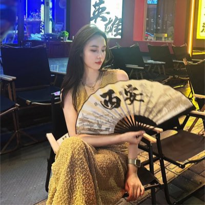 #新头像 Be your own hero