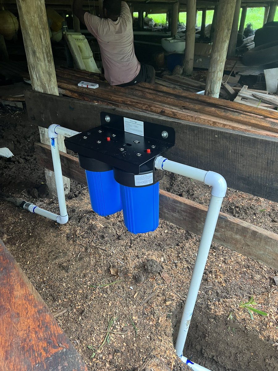 PSirivalu's tweet photo. Ever since I was young we always have water problem back at my village , it’s always hard for my mother and sisters to wash dishes and do Laundry.

Today we won’t have that problem anymore.  My nieces and nephews don’t have to Taki wai like I did .Sa yaga na vuli , 24/7 water . https://t.co/2vGuEYyoiV