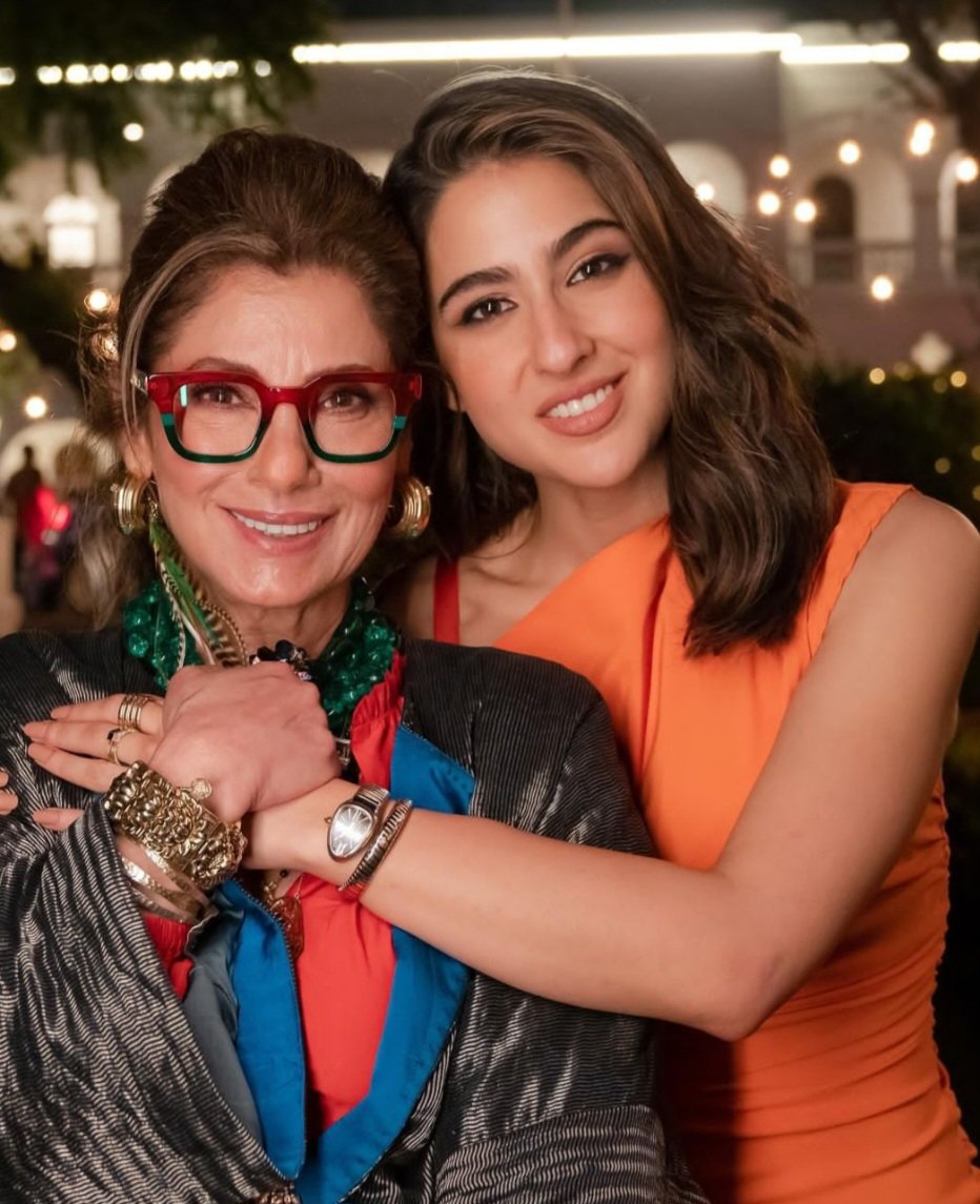 How adorable is this BTS picture of #SaraAliKhan and #DimpleKapadia from #MurderMubarak? ❤️
