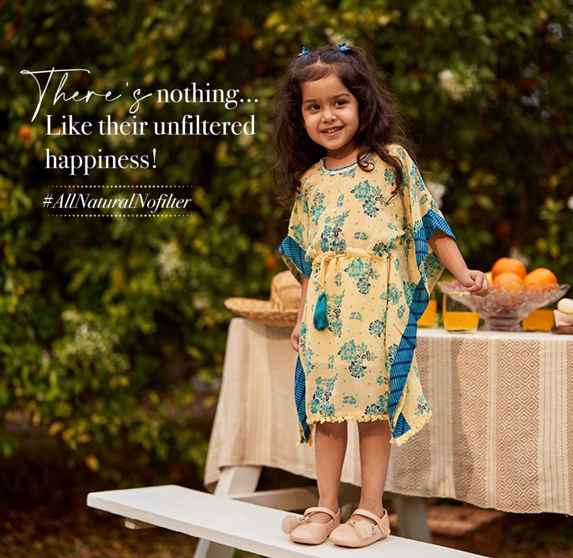 Their unfiltered moments, create your best memories This season, let them enjoy pure moments of natural bliss & unfiltered joy with looks designed to keep them comfortable, irritation- free, fresh and playful.
#Aureliawomenswear #Aurelia #AllNaturalNoFilter #springsummer24