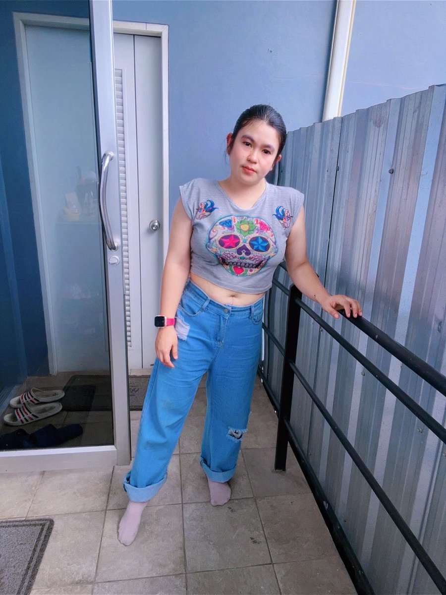 moddayaki's tweet photo. ไอ้เรามันก๊อ้วนเตี้ยซะด้วย เตี้ยไหมดูได้จากขางกางเกง😮‍💨 #สาวอวบ #สาวอ้วน https://t.co/GI4q9T9sk2