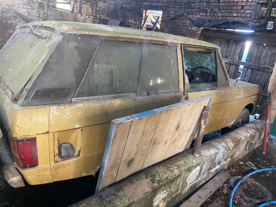 Ad:  1977 Range Rover Suffix D 2-door 3.5 V8 - 'discovered in the barn where it had laid since 1984'
On eBay here -->> ow.ly/Oyfs50QVVCL

 #ClassicCarForSale #RangeRoverLove #ClassicCarRestoration #BarnFind #ClassicCarAuction #ClassicCarCollector