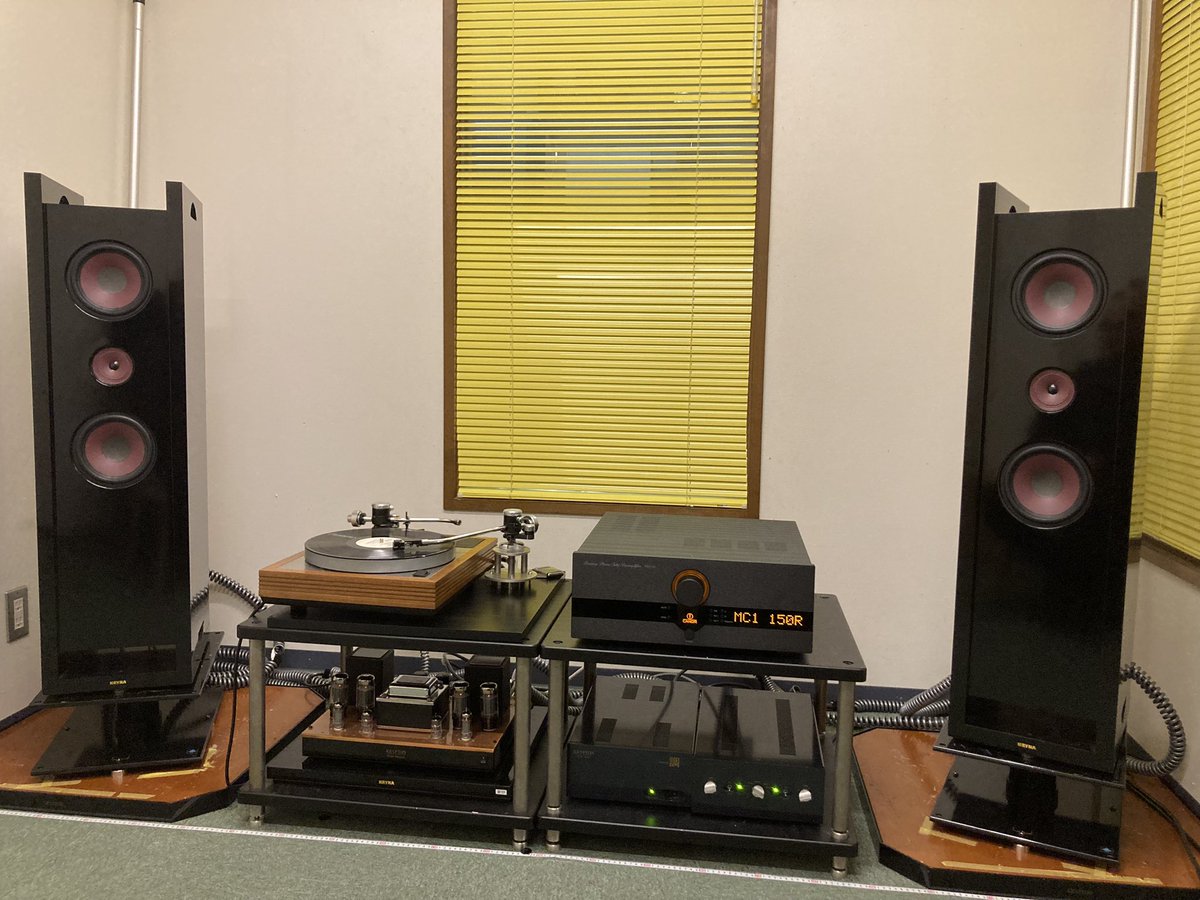 soundtaka's tweet photo. CANORの試聴終わりました。
2週間ほど借りることができました。
興味のある方、聴いてみる価値あります。ご連絡お待ちしてます。 https://t.co/hG2owKuihk