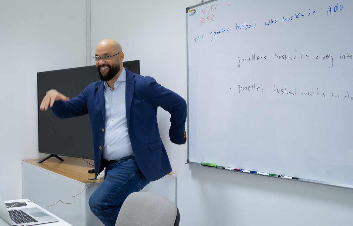 EtonInstitute's tweet photo. ๐ธLearning English is a journey filled with fun discoveries! From basic grammar to new vocabulary and expressions, each step brings laughter and learning ๐๐
#learnwitheton #englishgrammar #funlearningexperience https://t.co/PECvD1Azp4