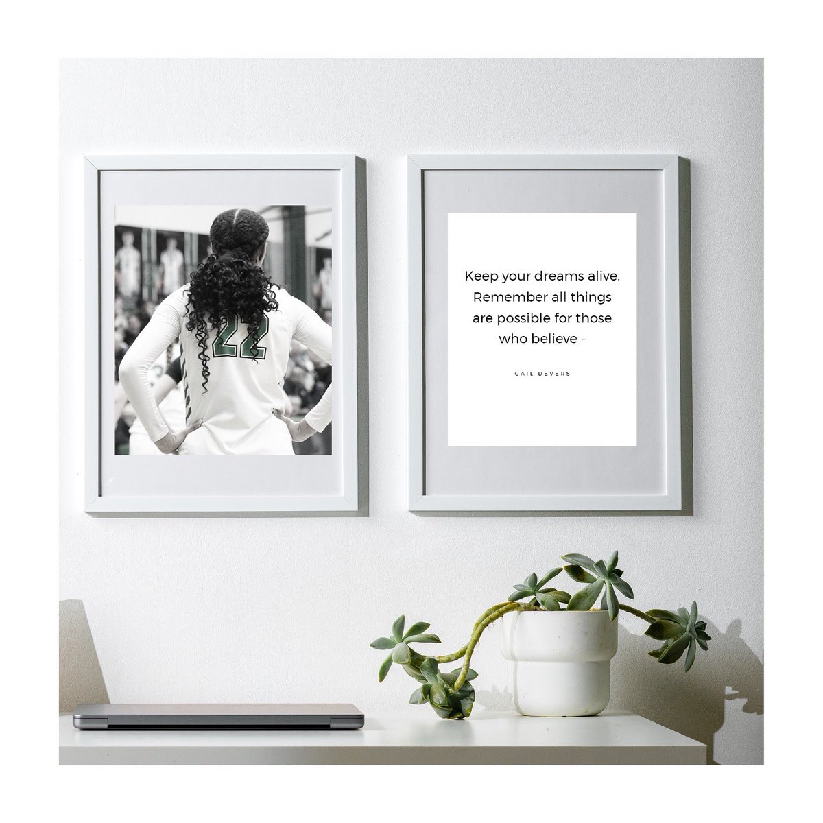 24I30 Creative tweet media