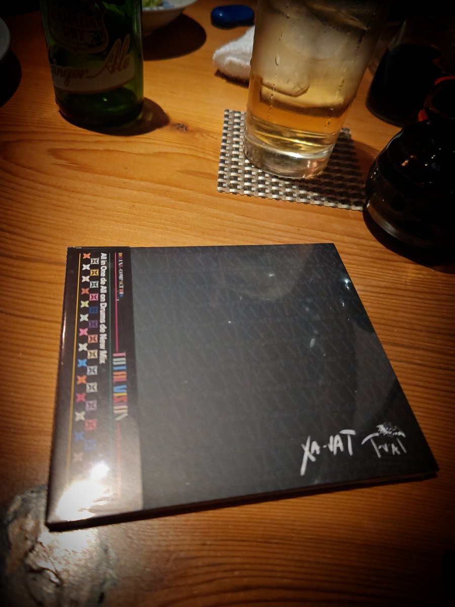 Hora824's tweet photo. ただいまKöziさんとご飯中。ウヘヘ。 https://t.co/Uz6GdS0TWV