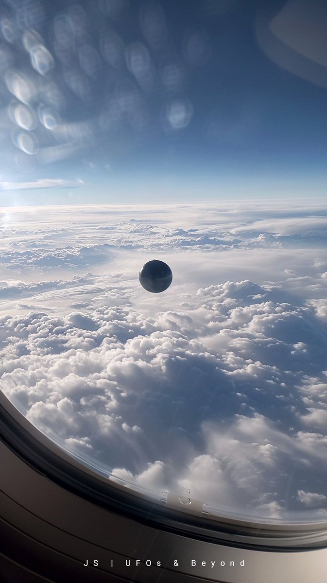 JS_UFO's tweet image. Mysterious Black Spheres Descend Worldwide in Unprecedented Global Phenomenon *

* These images are AI generated 
* More AI art on my IG:
instagram.com/js.ufo.art

#ufo #scifi #ufoart #space #photography  #sciencefiction #alien #scifiart #fantasy #instadaily #digitalart #art…