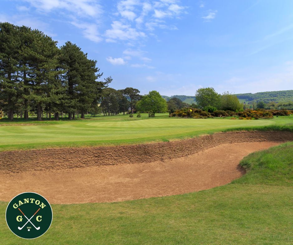 The bunkering at Ganton is quite extraordinary, a real feature of the course. With over 100 cunningly placed bunkers, some of which are simply huge, both in breadth and depth, whilst others are small and tricky. Only lucky or very good golfers will avoid the bunkers at Ganton