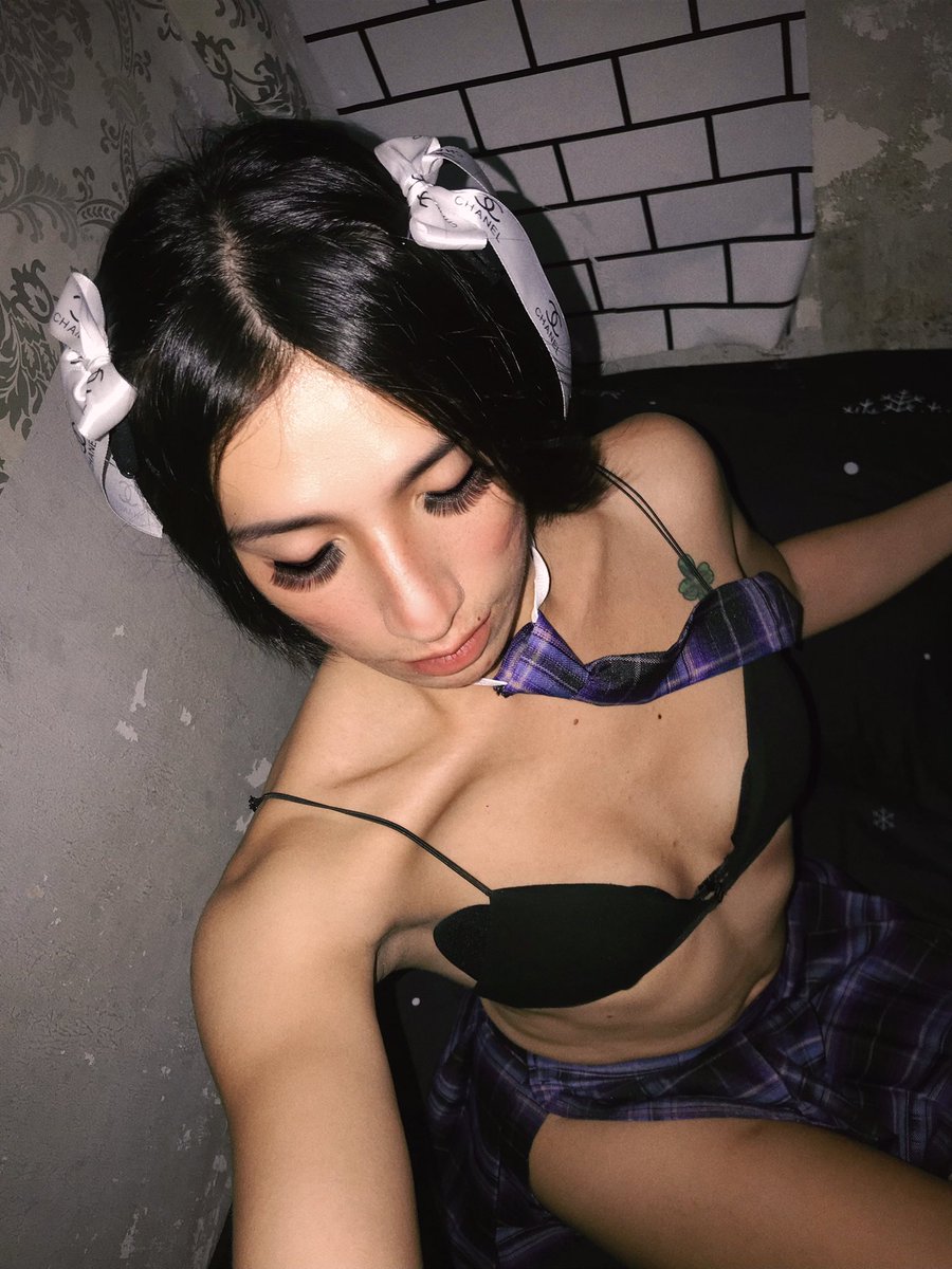 ammarina2000's tweet photo. เด็กดื้อแบบหนู จะโดนอะไรน่า 🥰😜 #สาวสอง #พัทยา #โสด #สาวสองมีงู https://t.co/lE1PC02J1p