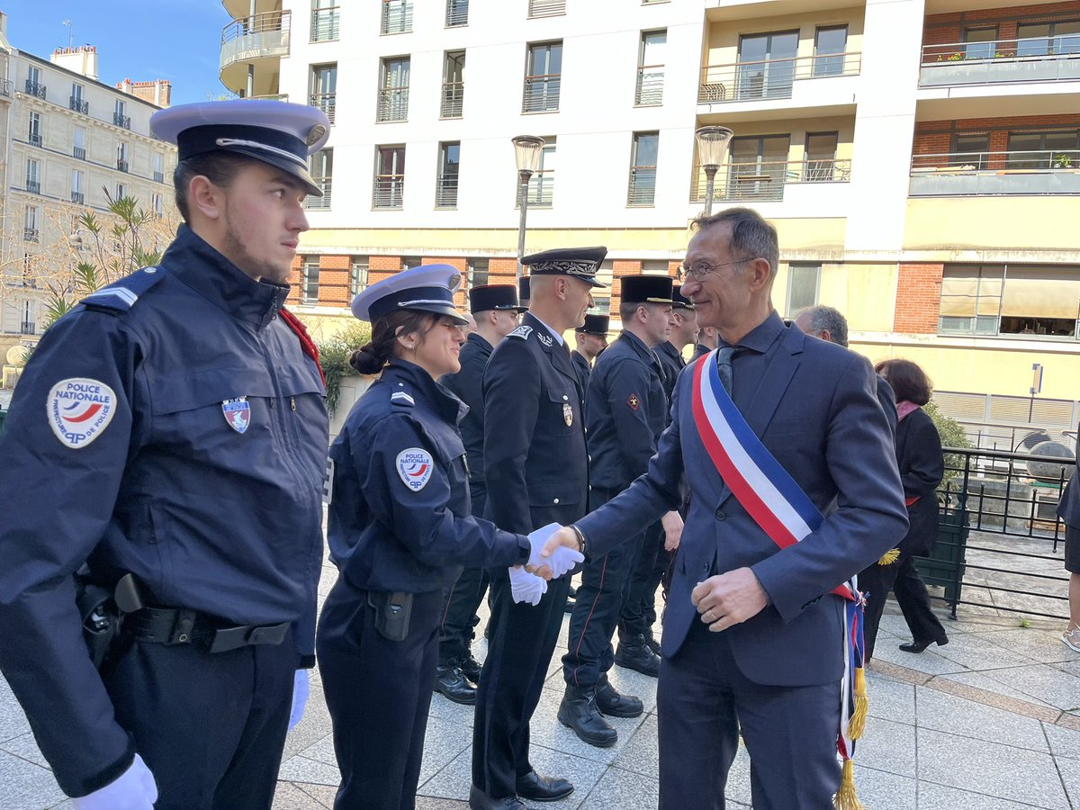 FrancoisDagnaud's tweet image. #19Mars, journée dédiée à la mémoire des victimes civiles et militaires de la guerre d’Algérie et des combats en Tunisie &amp;amp; au Maroc : hommage à tous les combattants d’une guerre qui ne voulait pas dire son nom et sédimente toujours des mémoires plurielles.