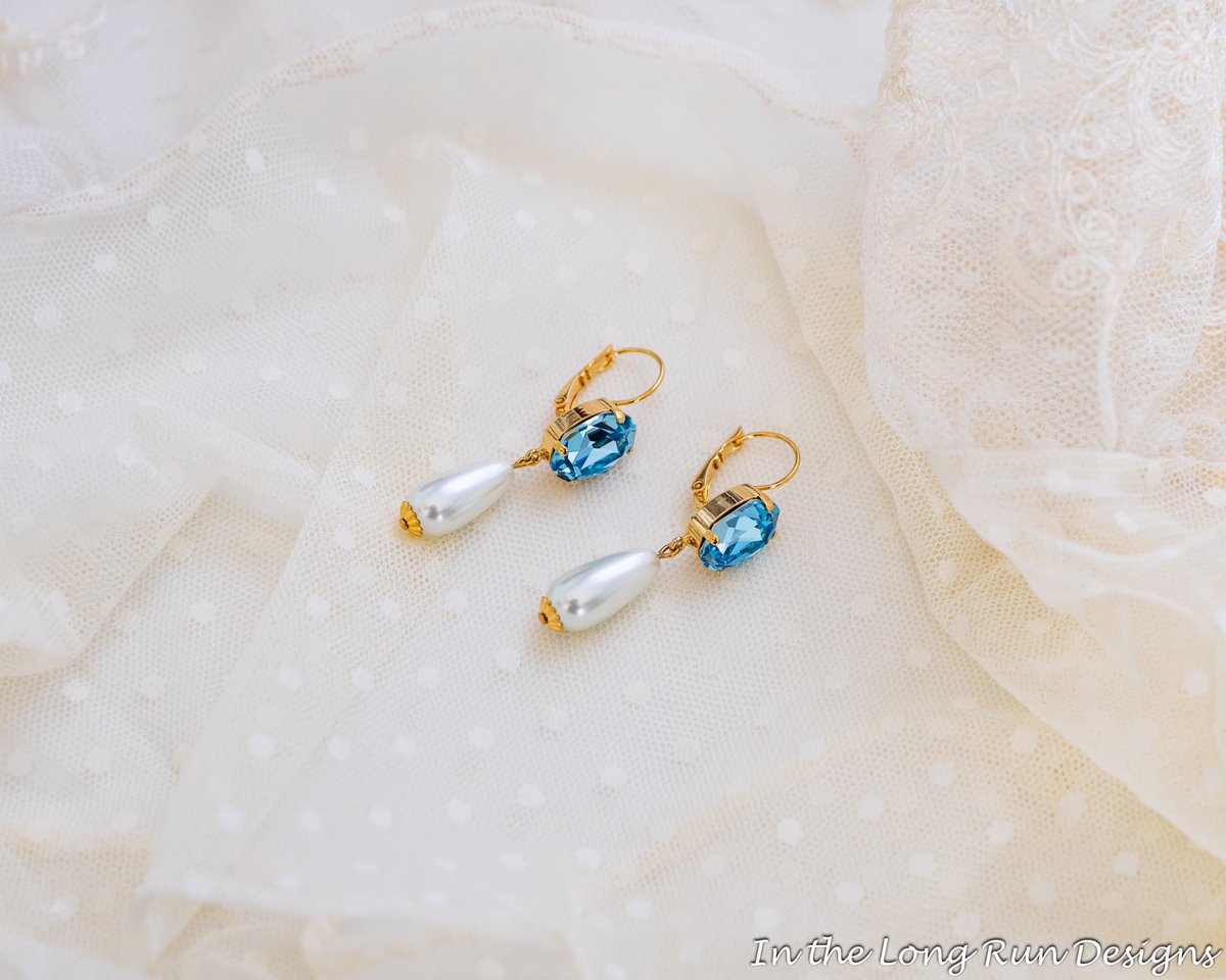 longrundesigns's tweet photo. Gloria here, with a SALE alert for https://t.co/GKW7R5S2Kn! Now through March 31 everything is 10% off, plus orders of $35 or more ship free. Celebrate spring with our first sale of 2024! https://t.co/TkkqUUKlRV