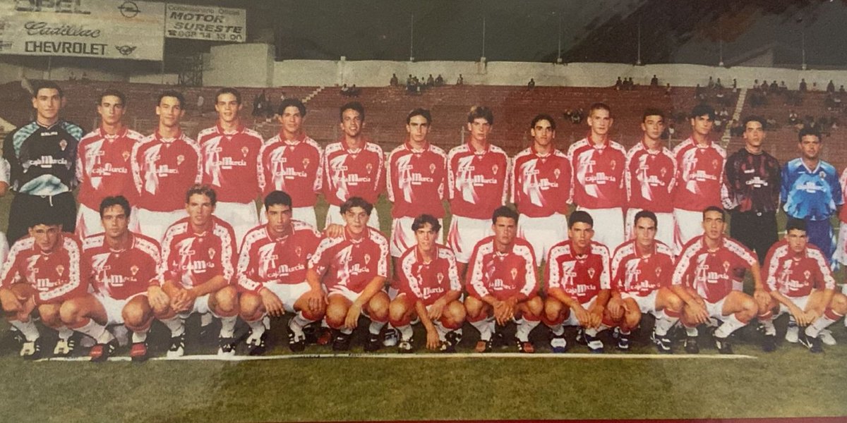 Temporada 99/00 Juvenil DH a las órdenes de Juan Benito. <a href="/realmurciacfsad/">Real Murcia CF</a> <a href="/canteragrana/">Cantera Grana</a> <a href="/juanjmorillas/">Juanjo Morillas</a> <a href="/PakoMonteagudo/">Fco Monteagudo</a> <a href="/hgpapeleros/">Alberto Garcia</a>