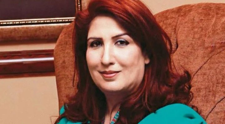 پیپلز پارٹی کی سینیئر رہنما اور MNA سیدہ شہلا رضا کو پاکستان ہاکی فیڈریشن کی پہلی خاتون صدر منتخب کر لیا گیا
پی ایچ ایف کانگریس کا غیر معمولی اجلاس کراچی میں ہوا،  یہ اجلاس سیکرٹری پی PHF حیدر حسین نےطلب کیا تھا PHF کانگریس اجلاس میں متفقہ طور  پر شہلا رضا کو صدر منتخب کیا گیا